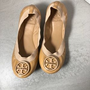 Tory Burch Caroline Nude Ballet Flats